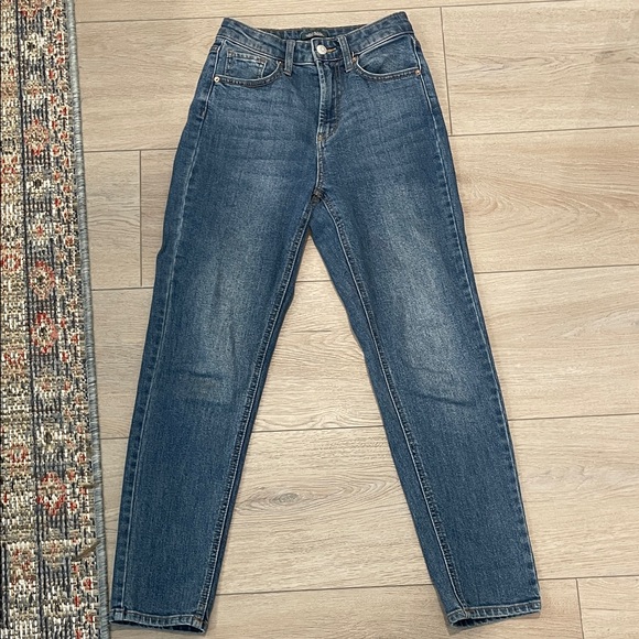 Women's Super-High Rise Mom Taper Jeans - Wild Fable™ Medium Blue 00 - Picture 2 of 4